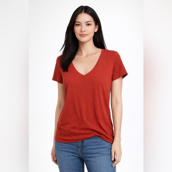 PINK Victoria's Secret Tops - Y2K Victoria’s Secret Pink Women's V-Neck Burnt Orange Short SleeveT-Shirt